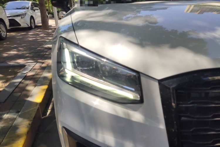 Used Audi Q2L 2021 35 TFSI Progressive Dynamic Edition Right Front Headlight