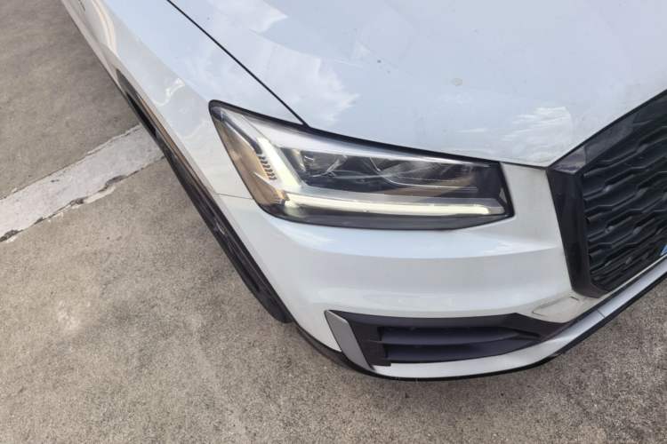 Used Audi Q2L 2021 35 TFSI Progressive Dynamic Edition Right Front Headlight