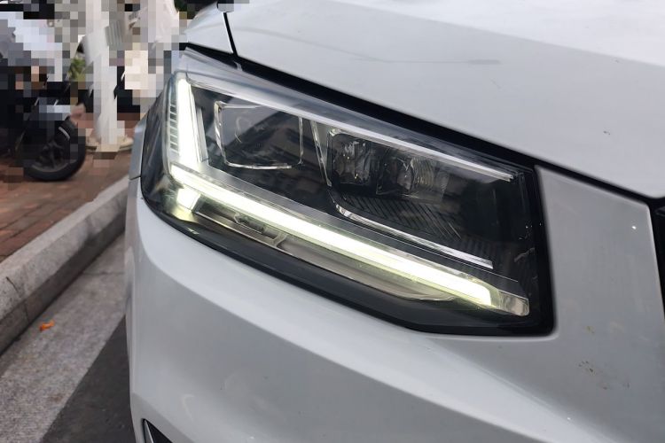 Used Audi Q2L 2021 35 TFSI Progressive Dynamic Edition Right Front Headlight