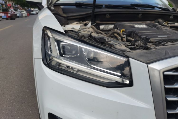 Used Audi Q2L 2021 35 TFSI Fashionable and Elegant Model Right Front Headlight
