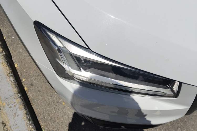 Used Audi Q2L 2021 35 TFSI Progressive Dynamic Edition Right Front Headlight
