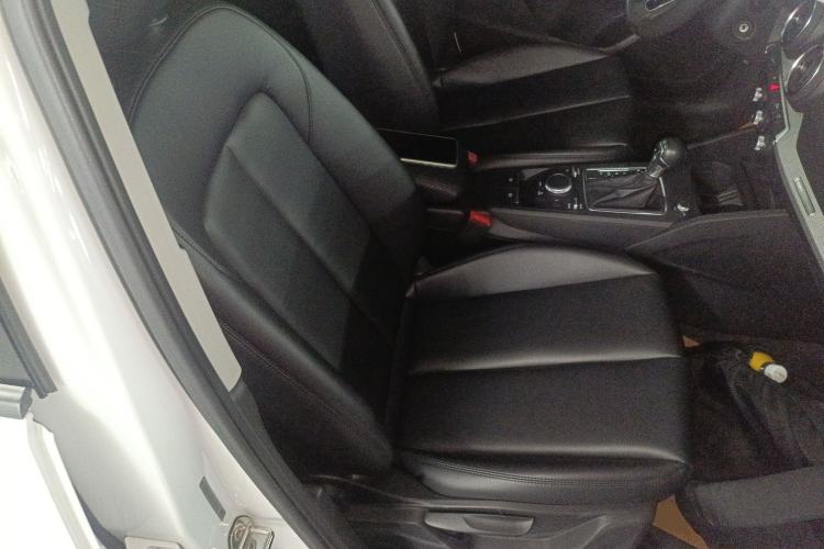 Used Audi Q2L 2021 35 TFSI Progressive Dynamic Edition Right Front Seat