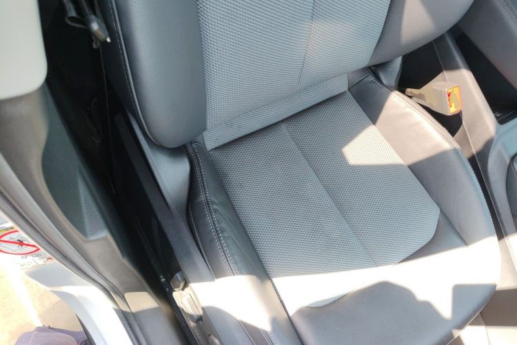 Used Audi Q2L 2021 35 TFSI Fashionable and Elegant Model Right Front Seat