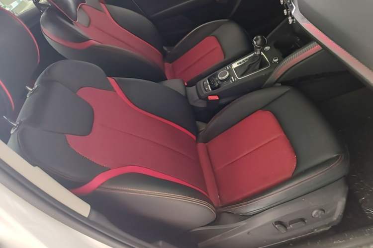 Used Audi Q2L 2021 35 TFSI Fashion Dynamic Model Right Front Seat