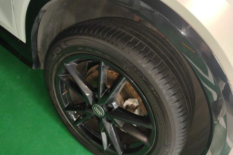 Used Audi Q2L 2021 35 TFSI Fashion Dynamic Model Right Front Wheel Hub