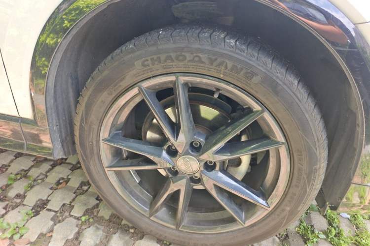 Used Audi Q2L 2021 35 TFSI Progressive Dynamic Edition Right Front Wheel Hub