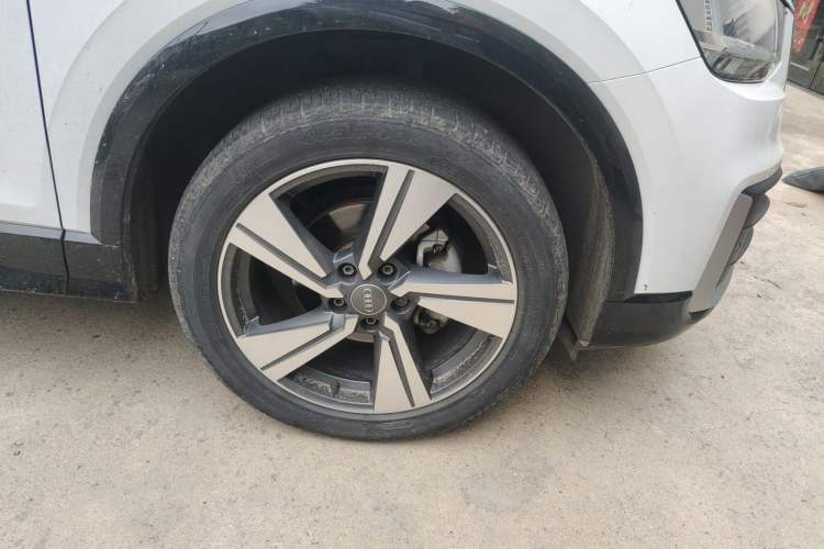 Used Audi Q2L 2021 35 TFSI Fashion Dynamic Model Right Front Wheel Hub