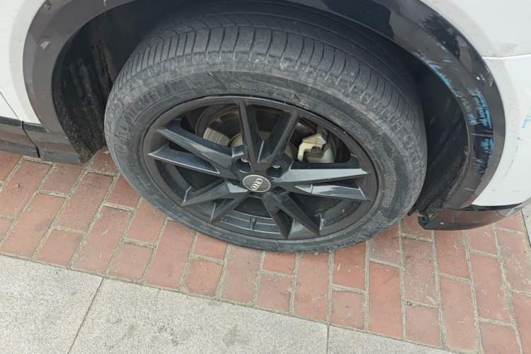 Used Audi Q2L 2021 35 TFSI Progressive Dynamic Edition Right Front Wheel Hub