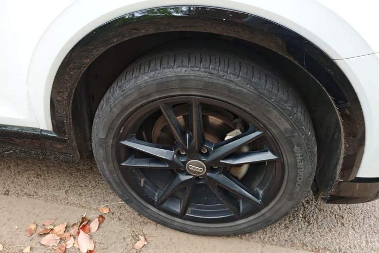 Used Audi Q2L 2021 35 TFSI Progressive Dynamic Edition Right Front Wheel Hub