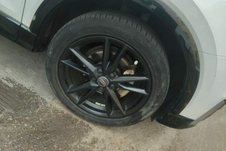 Used Audi Q2L 2021 35 TFSI Progressive Dynamic Edition Right Front Wheel Hub