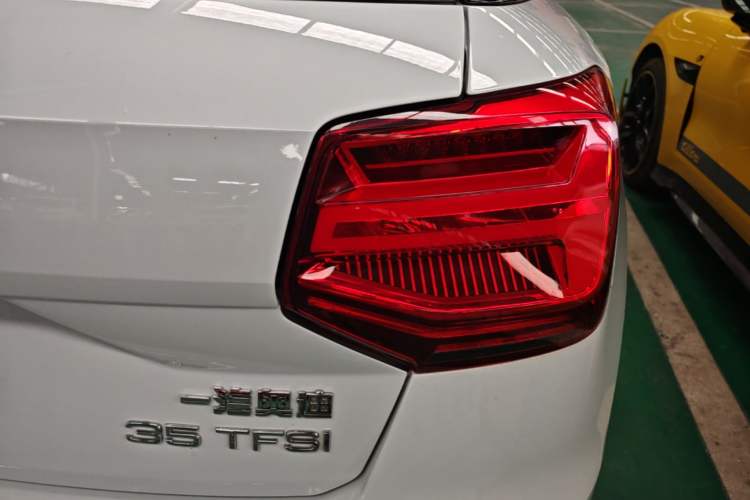Used Audi Q2L 2021 35 TFSI Progressive Dynamic Edition Right Rear Taillight