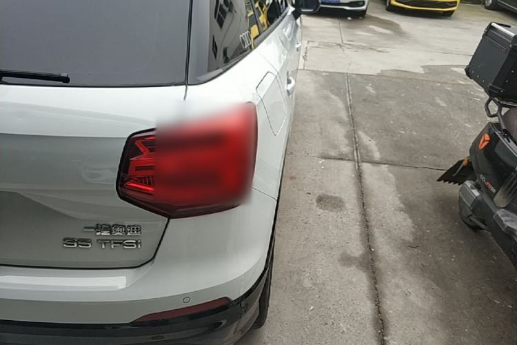 Used Audi Q2L 2021 35 TFSI Progressive Dynamic Edition Right Rear Taillight