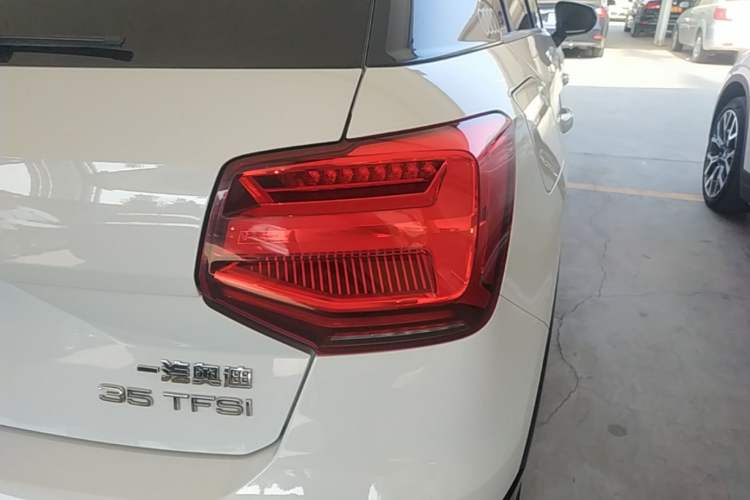 Used Audi Q2L 2021 35 TFSI Progressive Dynamic Edition Right Rear Taillight