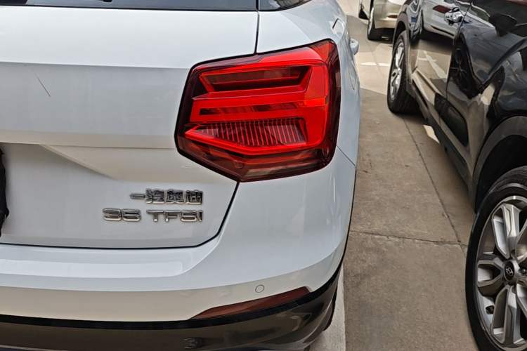 Used Audi Q2L 2021 35 TFSI Progressive Dynamic Edition Right Rear Taillight