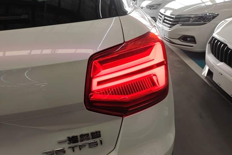 Used Audi Q2L 2021 35 TFSI Progressive Dynamic Edition Right Rear Taillight