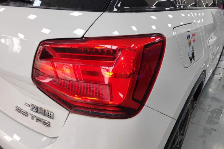 Used Audi Q2L 2021 35 TFSI Progressive Dynamic Edition Right Rear Taillight