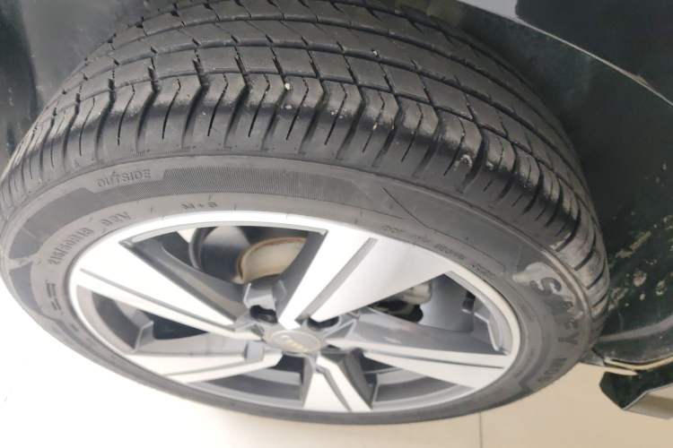Used Audi Q2L 2021 35 TFSI Fashion Dynamic Model Right Rear Wheel Hub