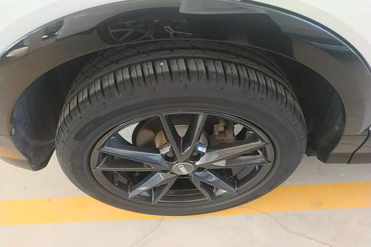Used Audi Q2L 2021 35 TFSI Progressive Dynamic Edition Right Rear Wheel Hub