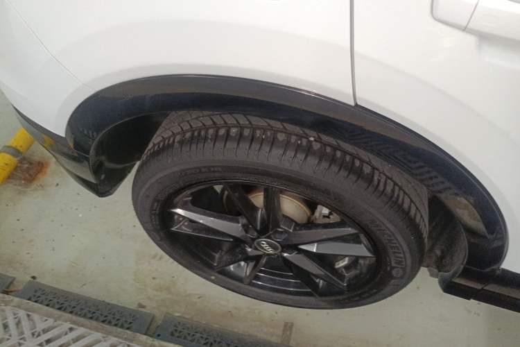 Used Audi Q2L 2021 35 TFSI Progressive Dynamic Edition Right Rear Wheel Hub