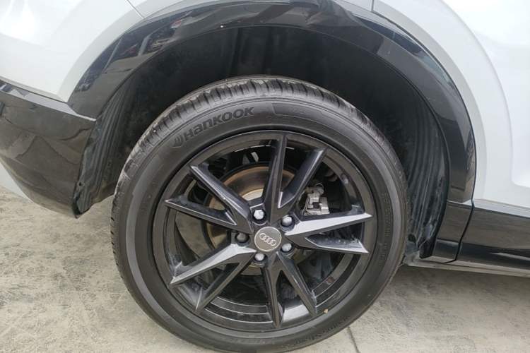 Used Audi Q2L 2021 35 TFSI Fashion Dynamic Model Right Rear Wheel Hub