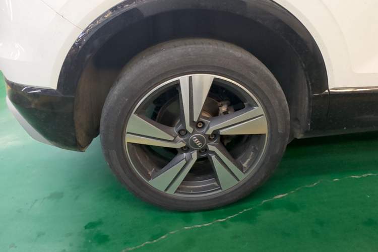 Used Audi Q2L 2021 35 TFSI Fashion Dynamic Model Right Rear Wheel Hub