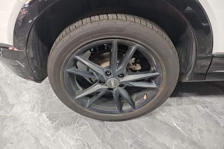 Used Audi Q2L 2021 35 TFSI Progressive Dynamic Edition Right Rear Wheel Hub