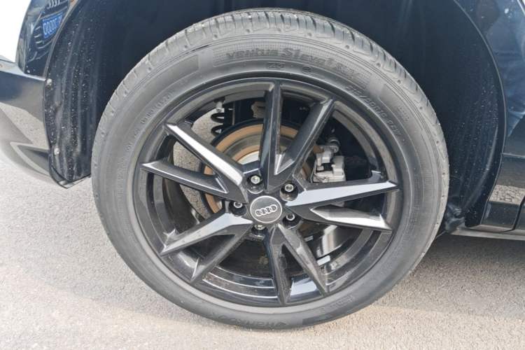 Used Audi Q2L 2021 35 TFSI Fashion Dynamic Model Right Rear Wheel Hub