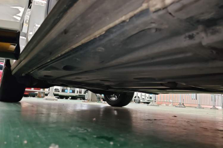 Used Audi Q2L 2021 35 TFSI Progressive Dynamic Edition Right Side Sill