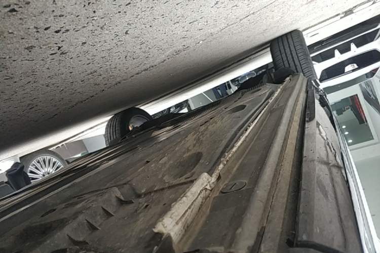 Used Audi Q2L 2021 35 TFSI Progressive Dynamic Edition Right Side Sill