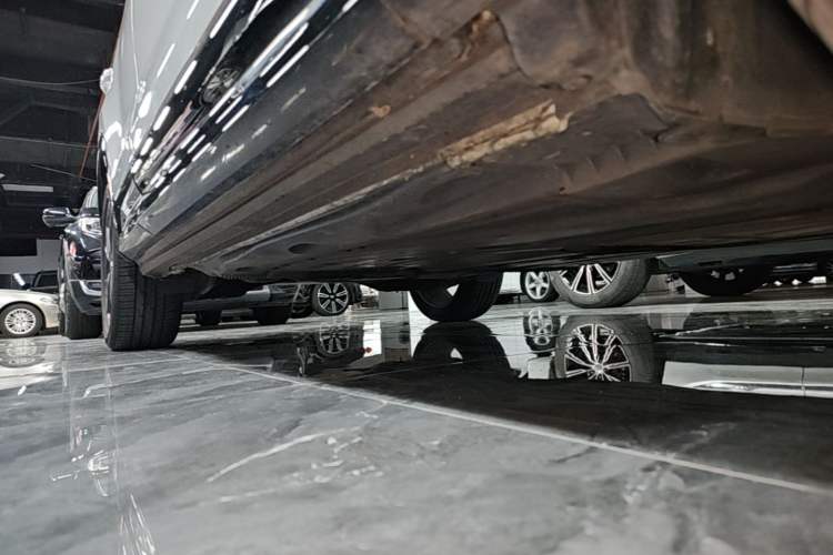 Used Audi Q2L 2021 35 TFSI Progressive Dynamic Edition Right Side Sill