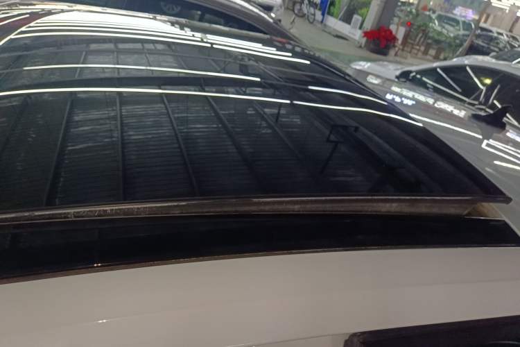 Used Audi Q2L 2021 35 TFSI Fashionable and Elegant Model Roof
