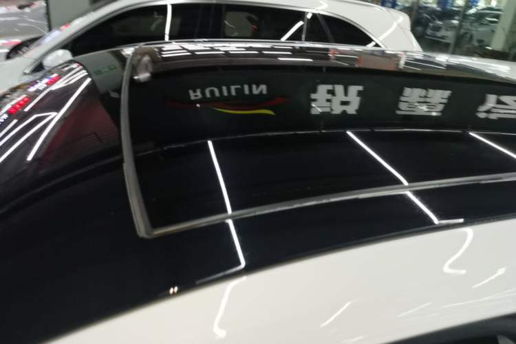 Used Audi Q2L 2021 35 TFSI Fashionable and Elegant Model Roof
