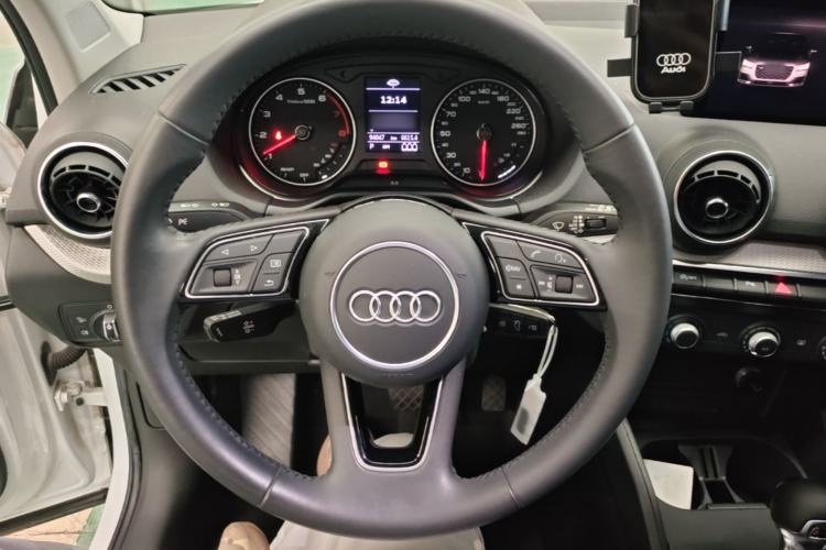 Used Audi Q2L 2021 35 TFSI Progressive Dynamic Edition Steering Wheel