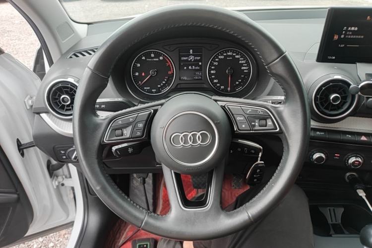Used Audi Q2L 2021 35 TFSI Progressive Dynamic Edition Steering Wheel