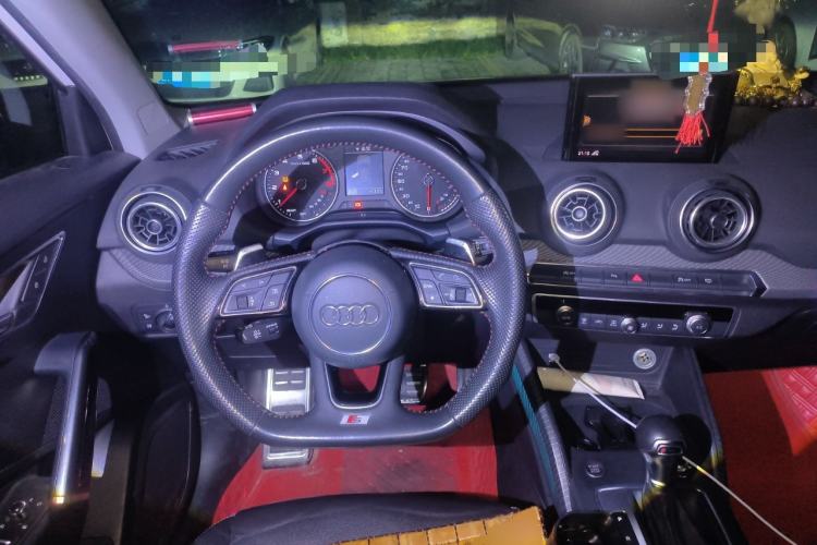 Used Audi Q2L 2021 35 TFSI Fashion Dynamic Model Steering Wheel