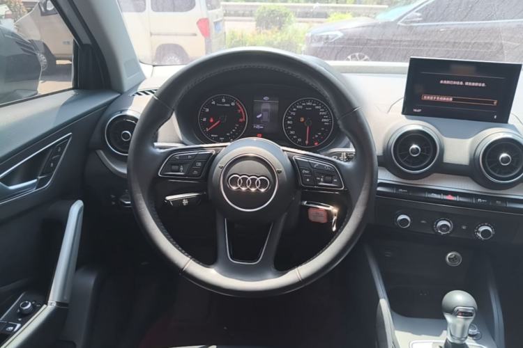 Used Audi Q2L 2021 35 TFSI Progressive Dynamic Edition Steering Wheel
