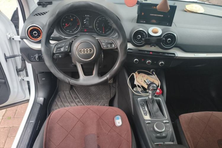 Used Audi Q2L 2021 35 TFSI Progressive Dynamic Edition Steering Wheel