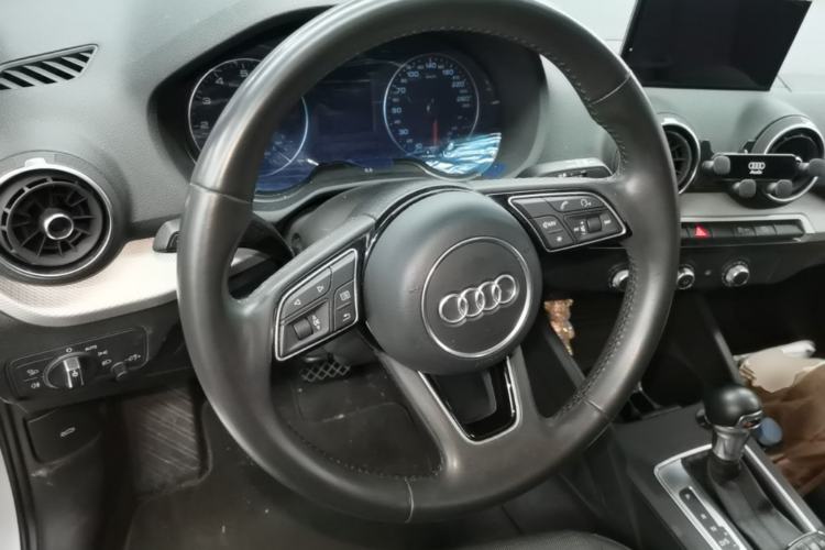 Used Audi Q2L 2021 35 TFSI Progressive Dynamic Edition Steering Wheel