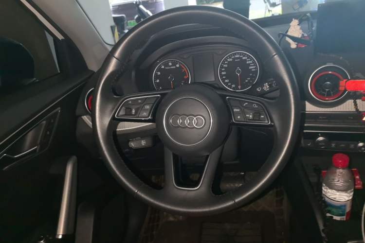Used Audi Q2L 2021 35 TFSI Progressive Dynamic Edition Steering Wheel