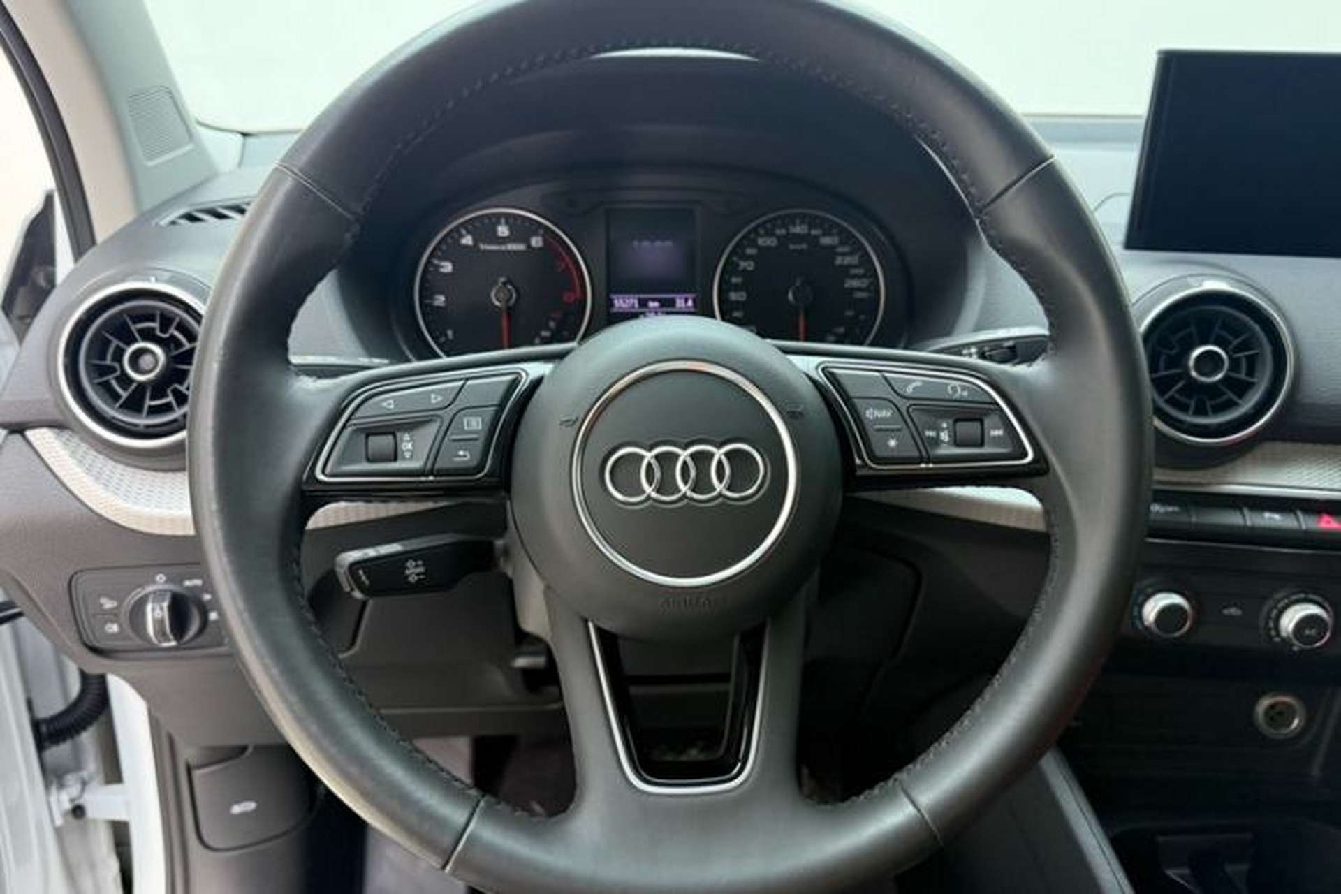 Used Audi Q2L 2021 35 TFSI Progressive Dynamic Edition Steering Wheel