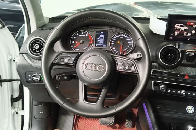 Used Audi Q2L 2021 35 TFSI Fashion Dynamic Model Steering Wheel