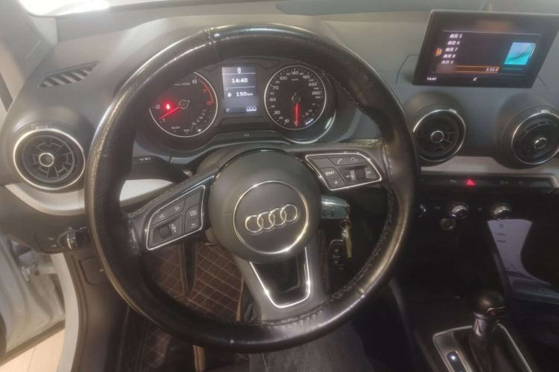 Used Audi Q2L 2021 35 TFSI Progressive Dynamic Edition Steering Wheel