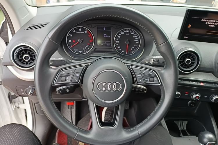 Used Audi Q2L 2021 35 TFSI Progressive Dynamic Edition Steering Wheel