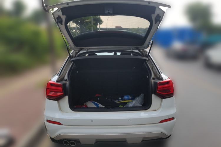 Used Audi Q2L 2021 35 TFSI Fashionable and Elegant Model Trunk