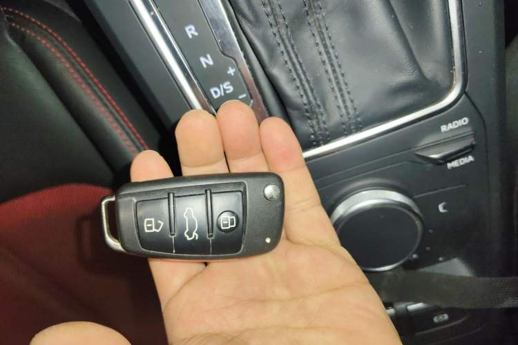 Used Audi Q2L 2021 35 TFSI Fashion Dynamic Model Vehicle Key