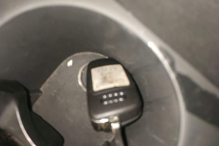 Used Audi Q2L 2021 35 TFSI Progressive Dynamic Edition Vehicle Key