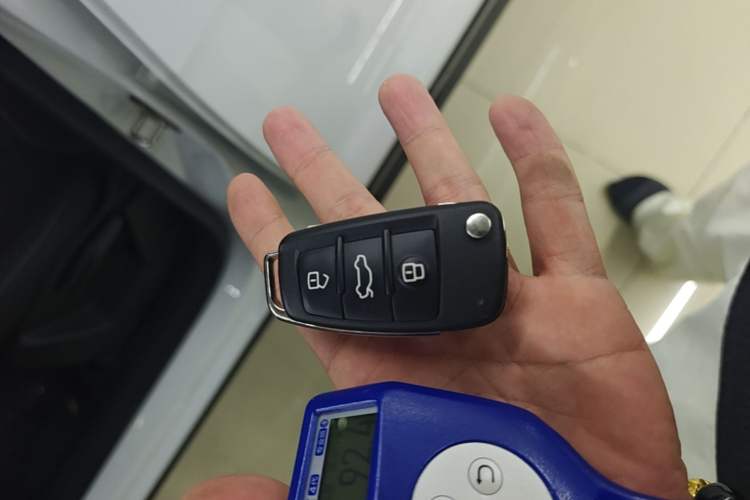 Used Audi Q2L 2021 35 TFSI Progressive Dynamic Edition Vehicle Key
