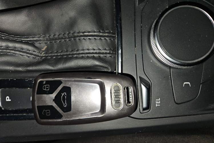 Used Audi Q2L 2021 35 TFSI Progressive Dynamic Edition Vehicle Key