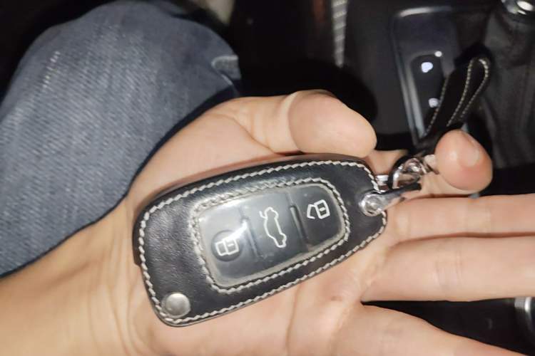 Used Audi Q2L 2021 35 TFSI Fashion Dynamic Model Vehicle Key
