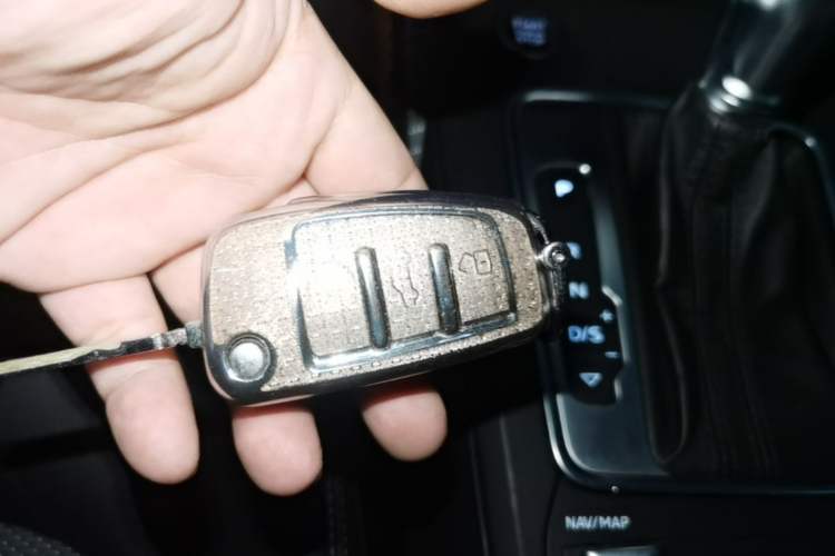 Used Audi Q2L 2021 35 TFSI Fashionable and Elegant Model Vehicle Key